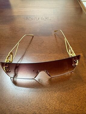 Gold-Arm Brown Gradient Rimless Shield Sunglasses - Women